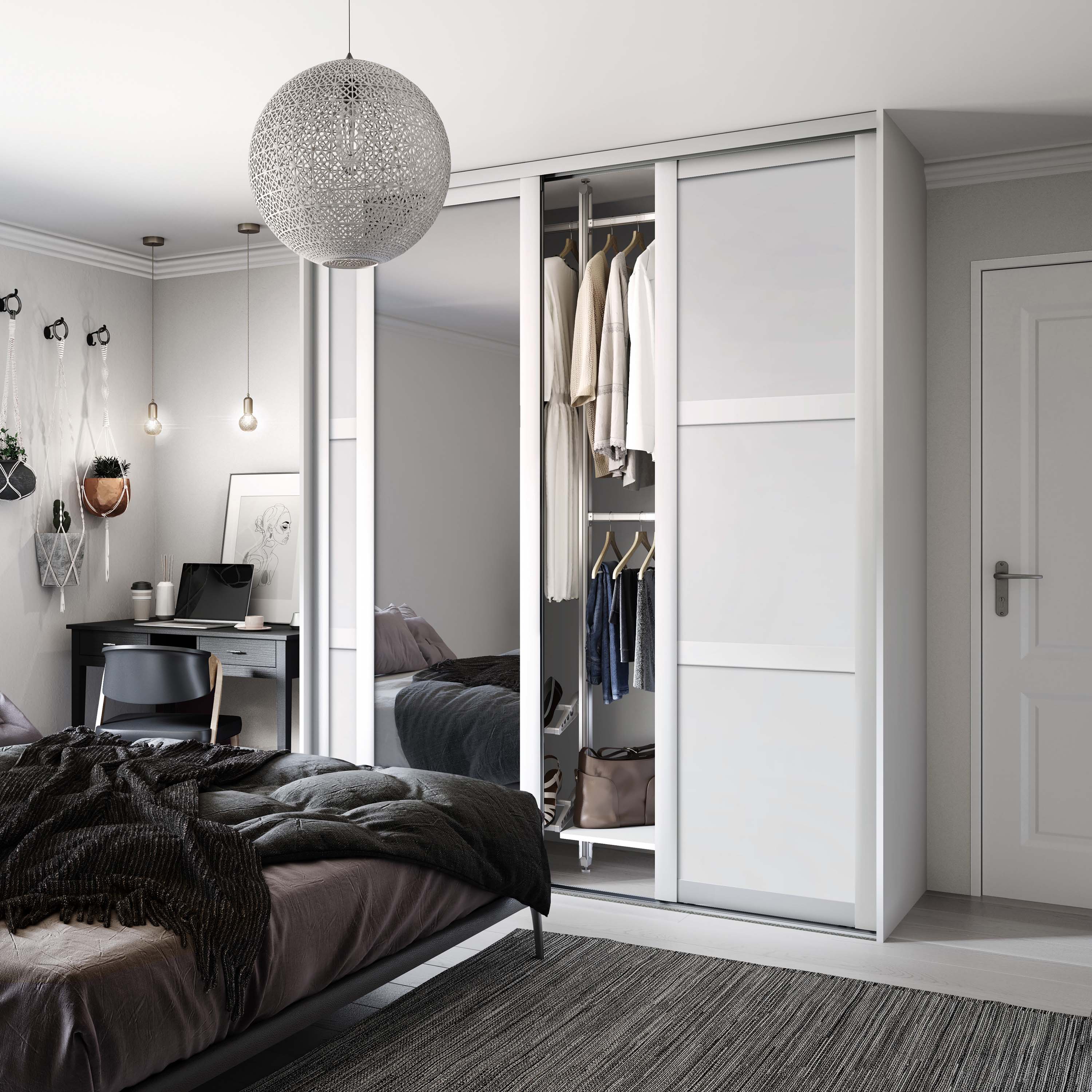 Spacepro Shaker 3 Door sliding wardrobe Kit Mirror White frame (w)1680mm